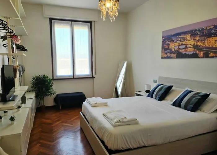 Liberta Florence Apartament-Central Apartment Near Duomo